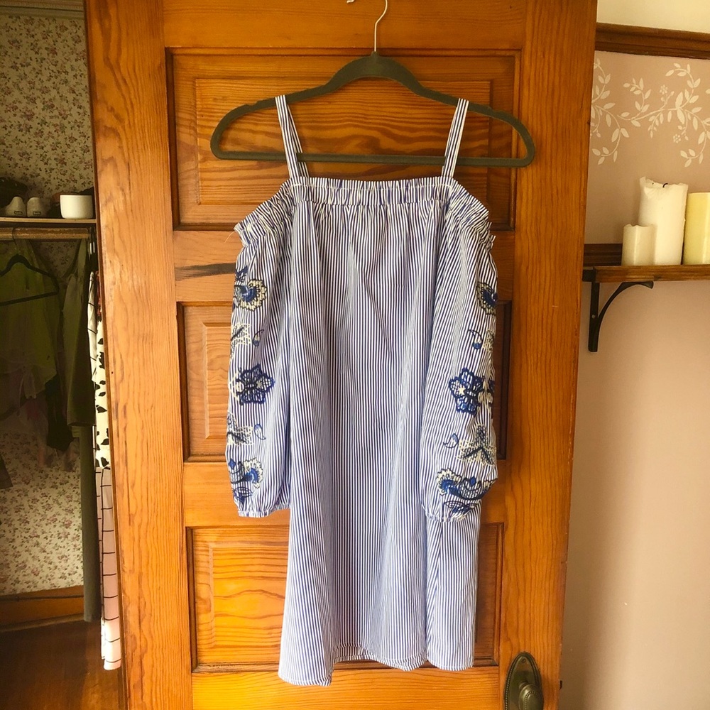Embroidered Sleeve Summer Dress